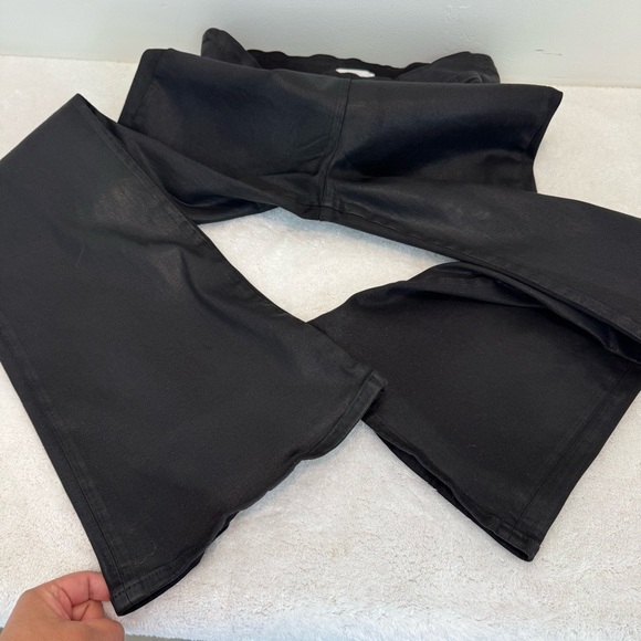 Frame Denim The Jetset High Rise Flare in Noir Coated Size 2 - Picture 7 of 15